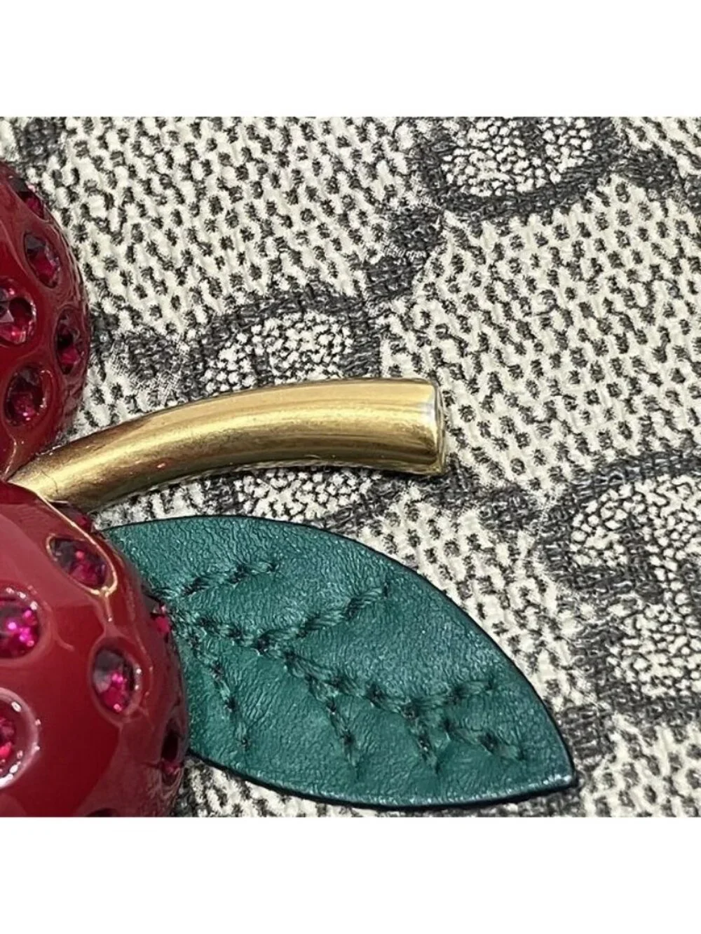 Gucci GG Supreme Cherry Mini Wallet Bifold - Picture 9 of 9